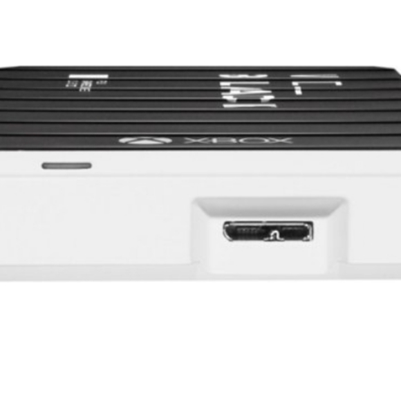 Xbox WD_BLACK P10 5TB External Gaming Memory Drive - Picture 8 of 10
